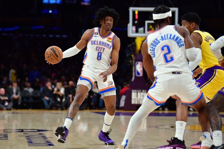 却在对手前 却在对手前